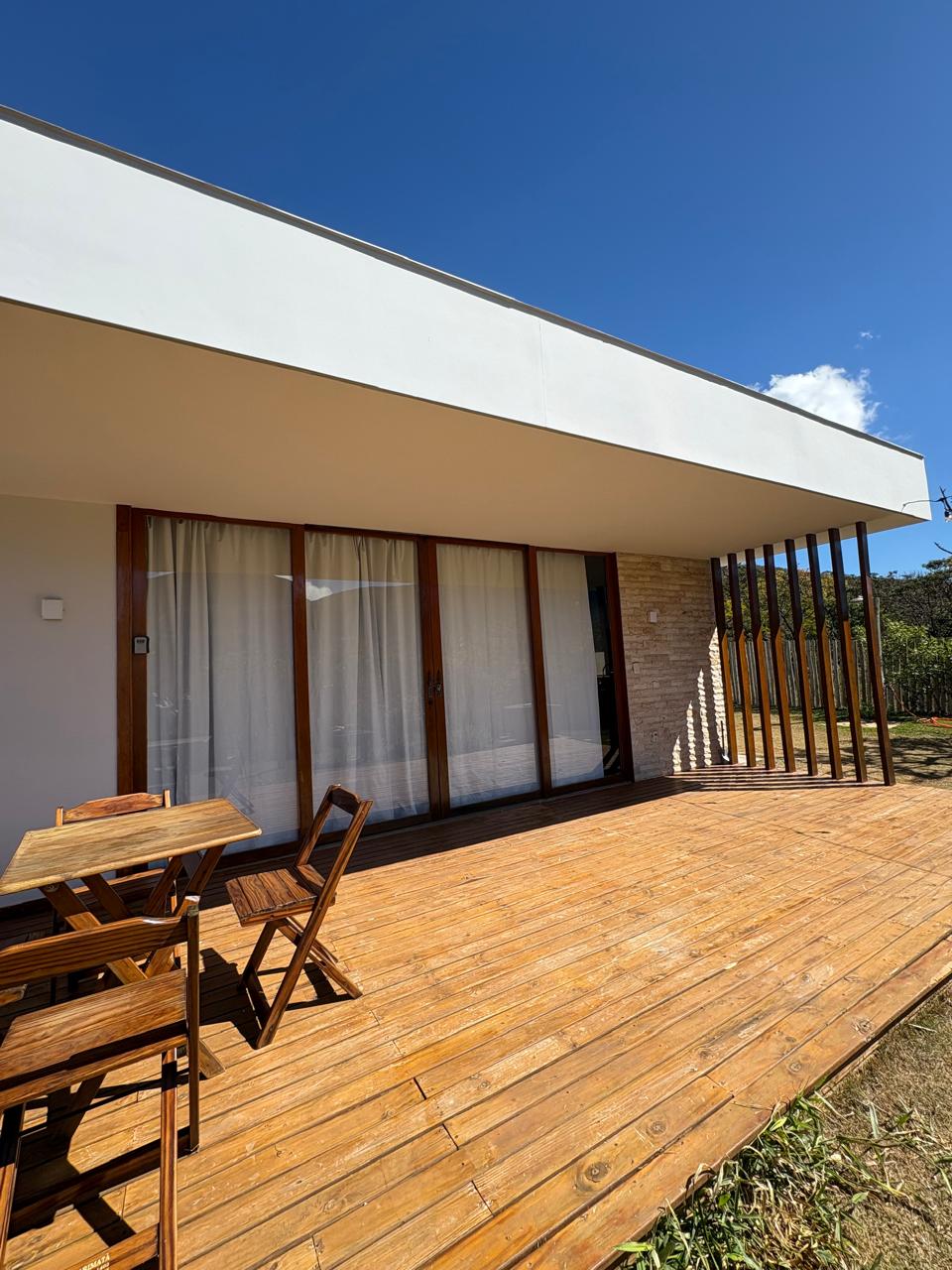 Casa di Pietra — microcasa integrada aos campos rupestres